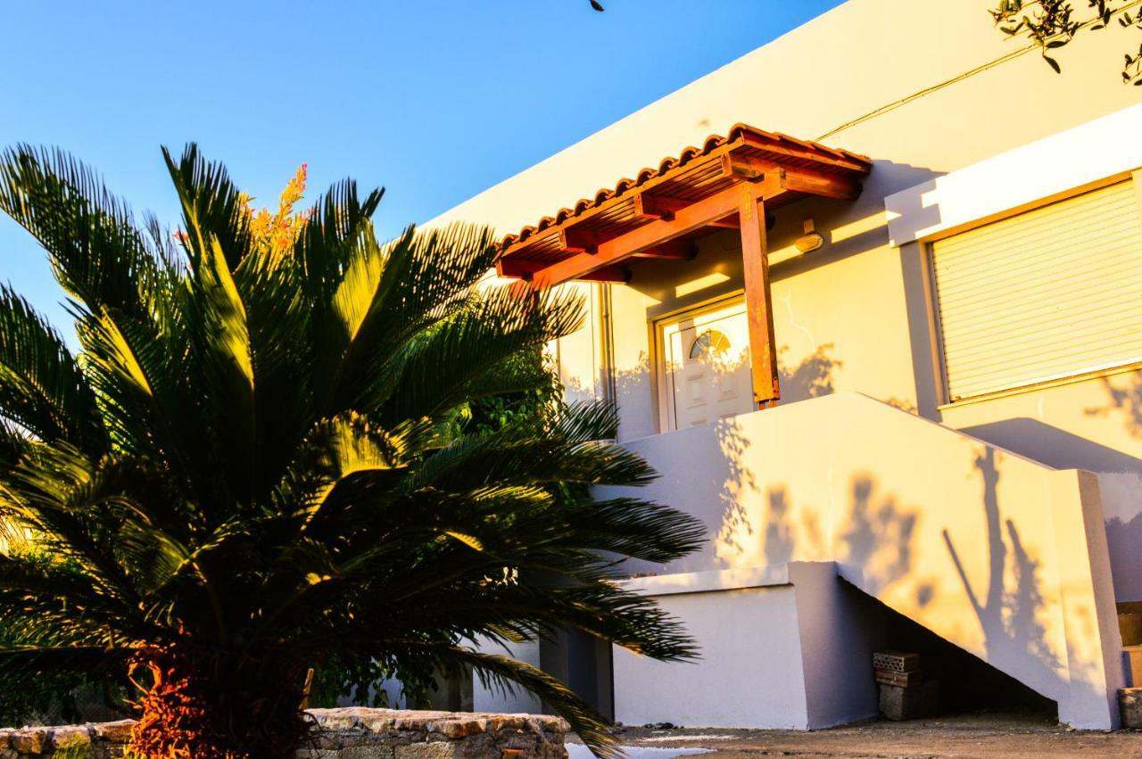 United Blue Resorts - White Sand Karteros Exteriör bild